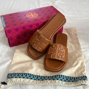 Tory Burch Double T Slides - aged camello